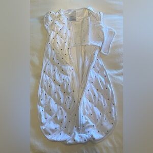 Dreamland Baby weighted swaddle sleep sack